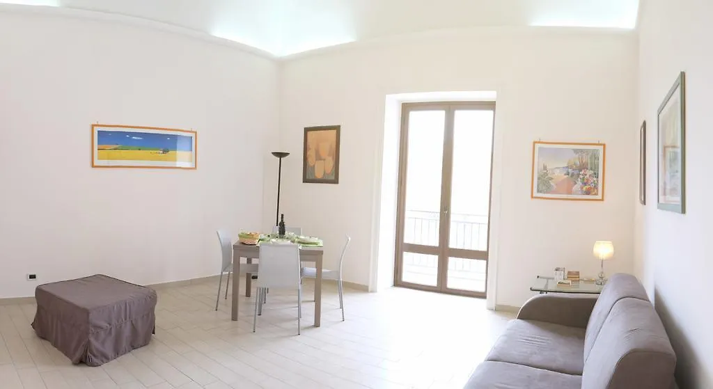 Villa Dimora In Piazza 84 à Balestrate Hébergement de vacances